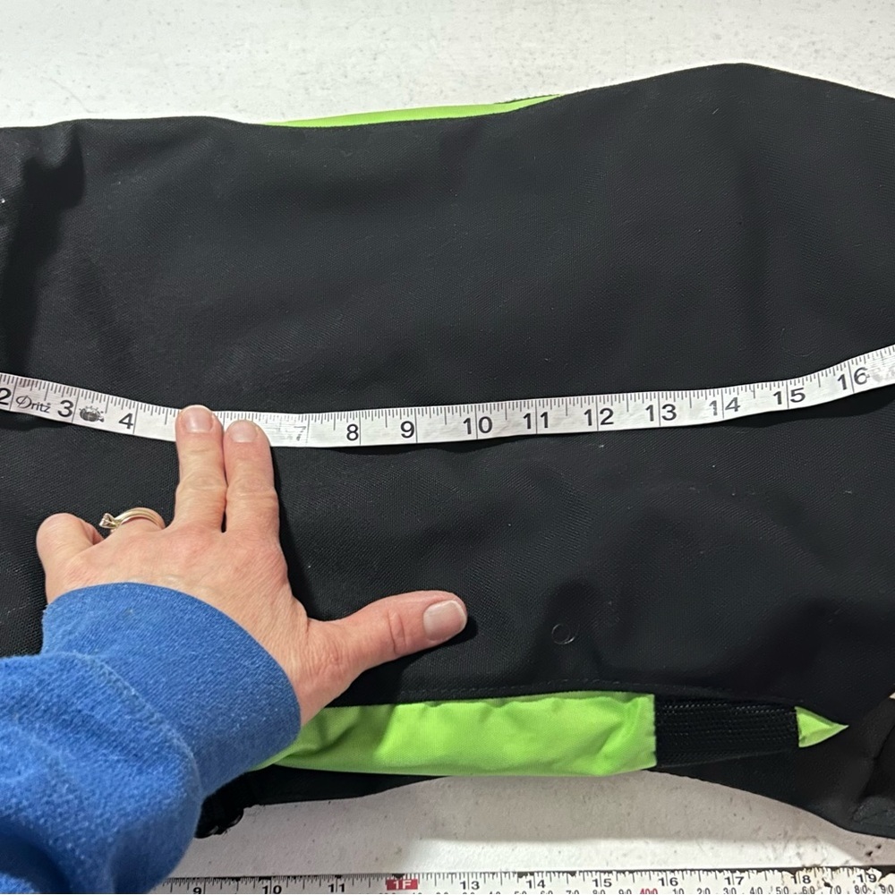 L.L. Bean weekender Lime and Black Duffel Bag - Picture 4 of 10